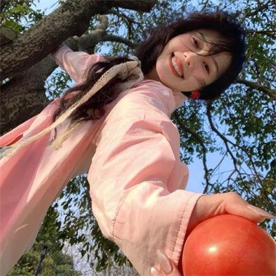 所以......和黑粉结婚了